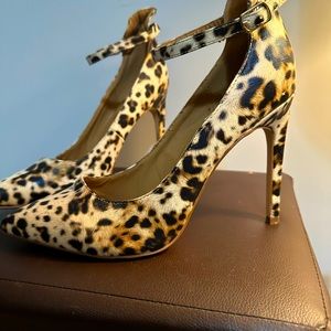 Leopard print Faux leather heels